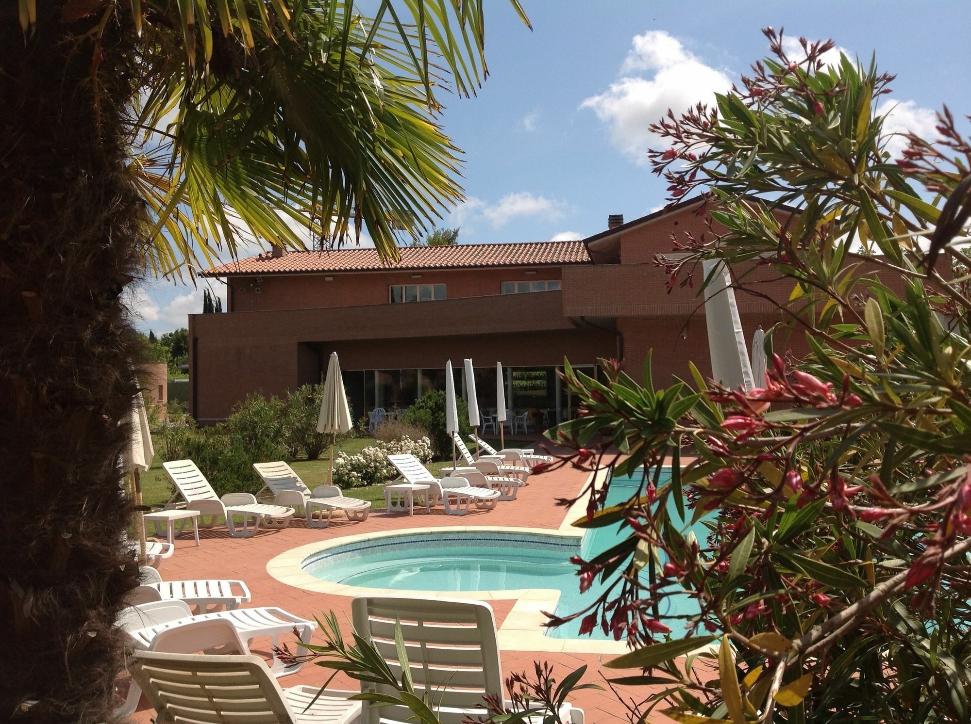 Residence San Rossore Pisa Bagian luar foto