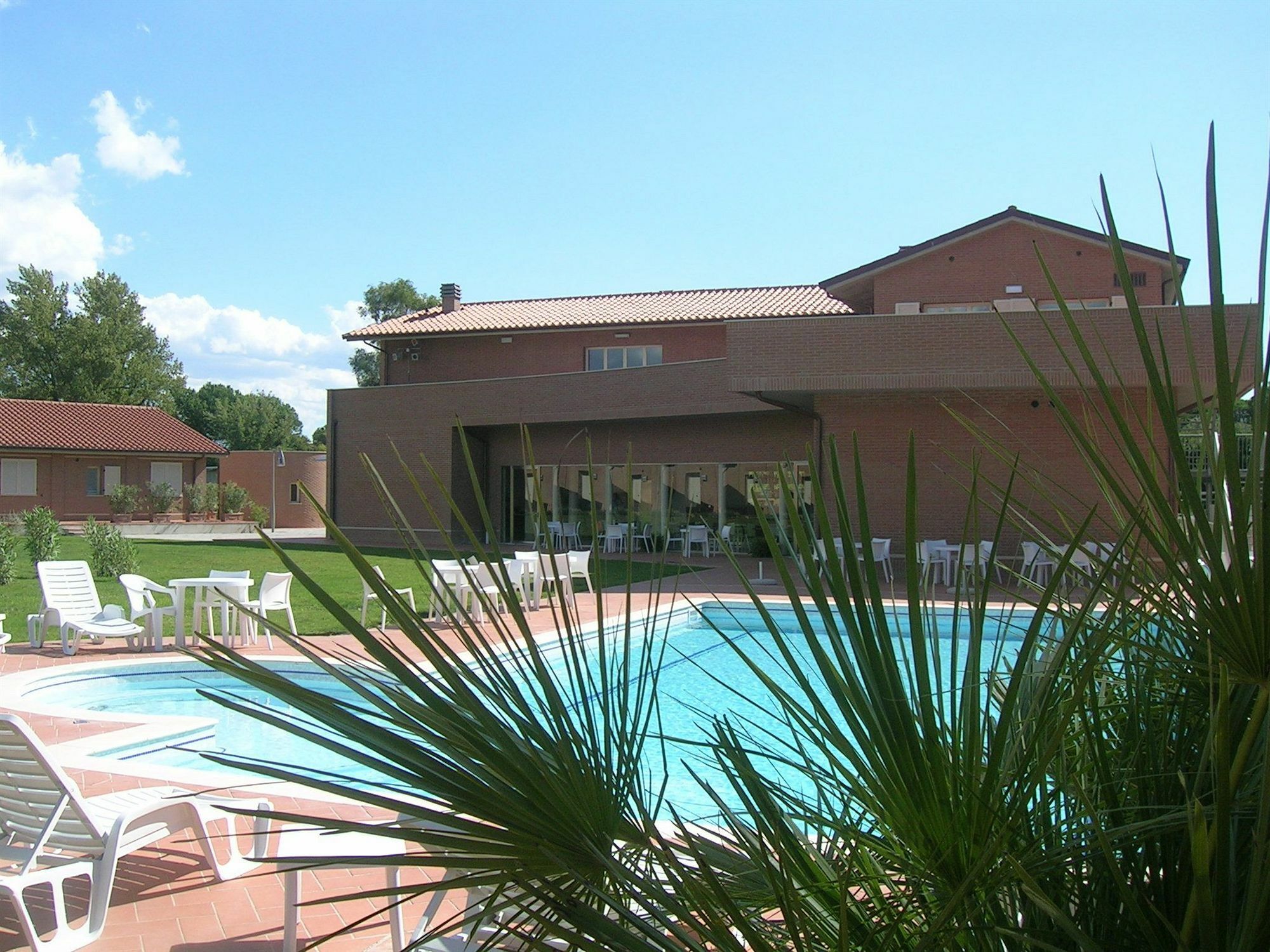 Residence San Rossore Pisa Bagian luar foto